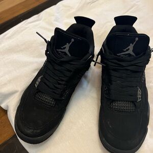 Jordan Men's Black and Gray Sneakers